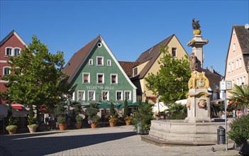 Market square with Markgrafen-Brunnen fountain