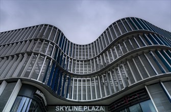 Modern curved facade
