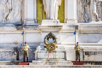 Soldiers guarding tomb of the unknown soldier