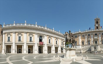 Palazzo Nuovo with equestrian statue of Emperor Marcus Aurelius