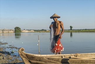 Fisherman on Taungthaman Lake