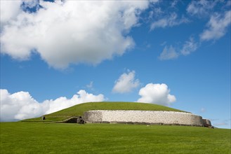 Neolithic burial mound