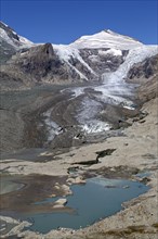Pasterze Glacier with Johannisberg