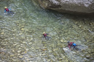 People canyoning in the Gorges du Verdon