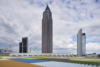 Skyline Plaza shopping center with Messeturm