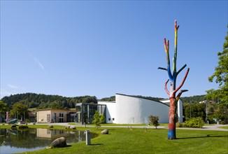 Open air grounds of the Glasmuseum Frauenau