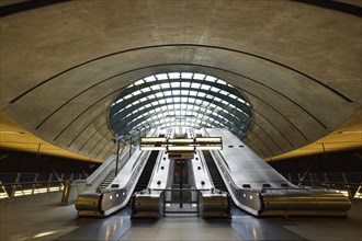Canary Wharf underground station