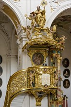Pulpit with church lecturer Augustinus