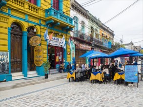 Restaurant in the pedestrian precinct El Caminito