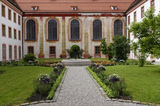 Beuerberg Abbey courtyard