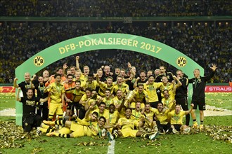 BVB Borussia Dortmund 09 celebrating title 2017