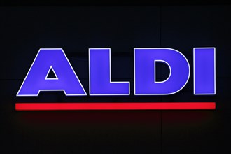 Illuminated sign of the food discounter ALDI Nord