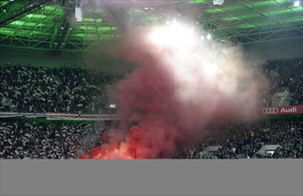 Cologne fans with pyrotechnics