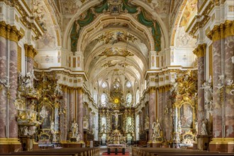 Nave with choir