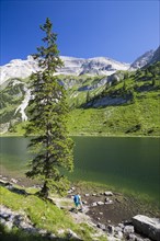 Oberer Soiernsee and hikers