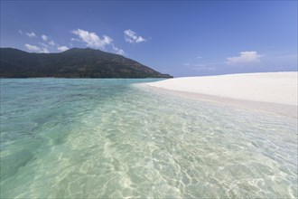 Turquoise water and white beach at Ko Lipe Island