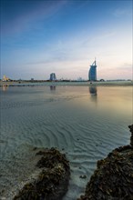 Luxury hotel Burj al Arab and Jumeirah Beach