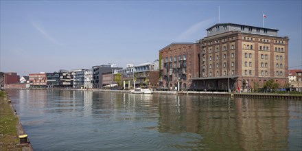Storage and office buildings at the Kreativkai