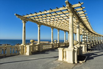 Pergola on Foz do Douro seafront promenade