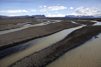 Glacial runoff permeate the volcanic sand plain Skeidararsandur