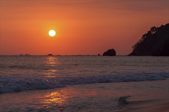 Red glowing sunset over the sea