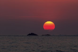 Red glowing sunset over the sea
