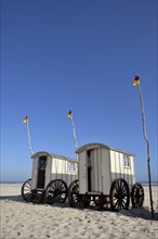 Changing cubicle wagon at Weisse Dune Oststrand beach