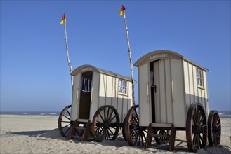 Changing cubicle wagon at Weisse Dune Oststrand beach