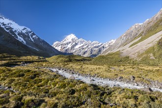 Hooker Valley with views of Mount Cook