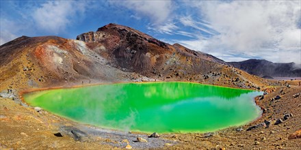 Green sulphurous Emerald Lakes and volcanio Mt Tongariro