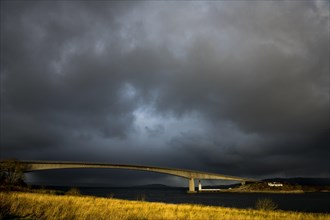 Sky Bridge over the Kyle Akin in dramatic light