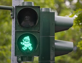 Green Mainzelmannchen traffic light