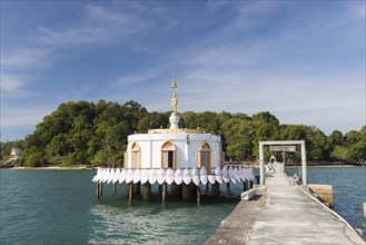 Buddhist pier temple