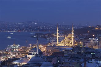 Cityscape with Suleymaniye mosque at night
