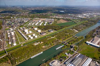 Emscher and lock Rhine-Herne Canal