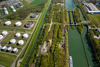 Emscher and lock Rhine-Herne Canal