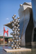 Artwork Tall Tree and the Eye by Anish Kapoor in front of Guggenheim Museum Bilbao