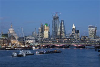 Panorama at the Thames with St.PaulÂ´s Cathedral and Blackfriars Bridge