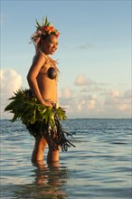 Dance performer at Shangri-La Resort