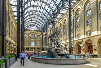 Hay's Galleria shopping arcade with fountain The Navigators