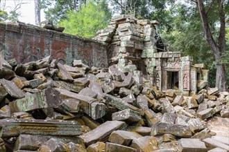 Ancient remains of Ta Prohm temple