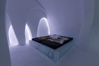 Bed with reindeer skins