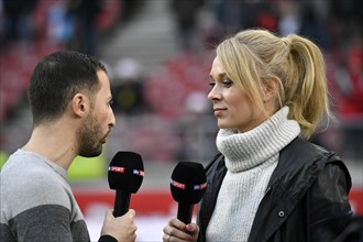 Sports presenter Sky Sport Britta Hofmann in interview with coach Domenico Tedesco FC Schalke 04