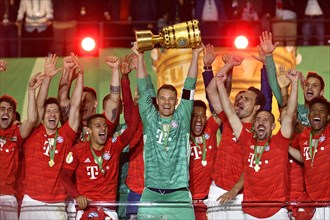 Goalkeeper Manuel Neuer FC Bayern Munich with cup