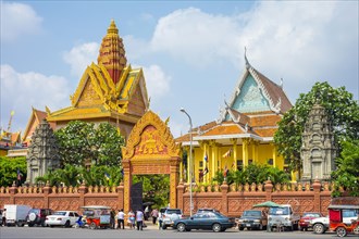 Wat Ounalom