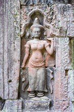 Stone carving at Prasat Preah Khan temple ruins