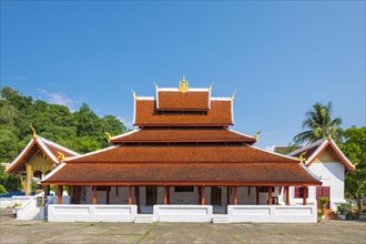 Wat Mai Suwannaphumaham