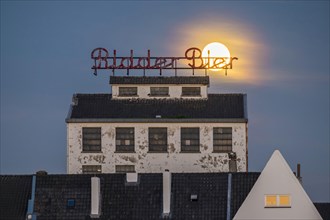 Ridder Beer Brewery with full moon