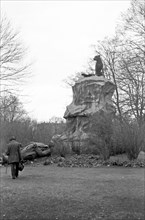 Falling Bismarck Monument