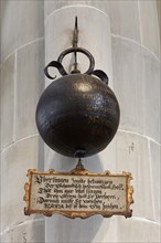 Cannonball from the Thirty Years' War to a pillar